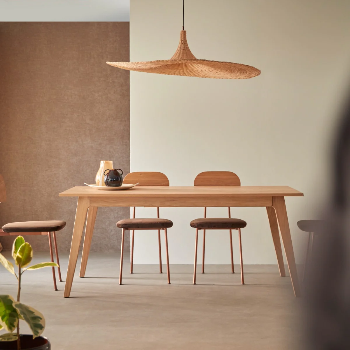 Letur Natural Solid Oak Extending Dining Table - Image 3