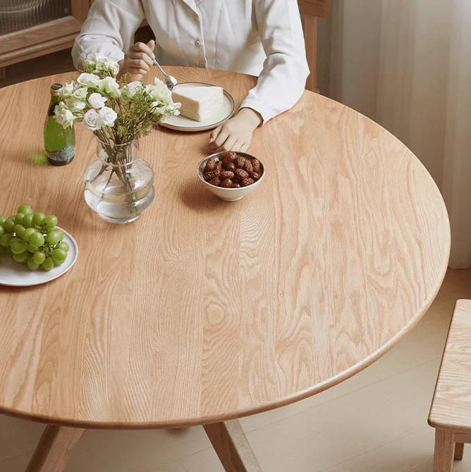 Oslo Natural Solid Oak Round Dining Table - Image 4