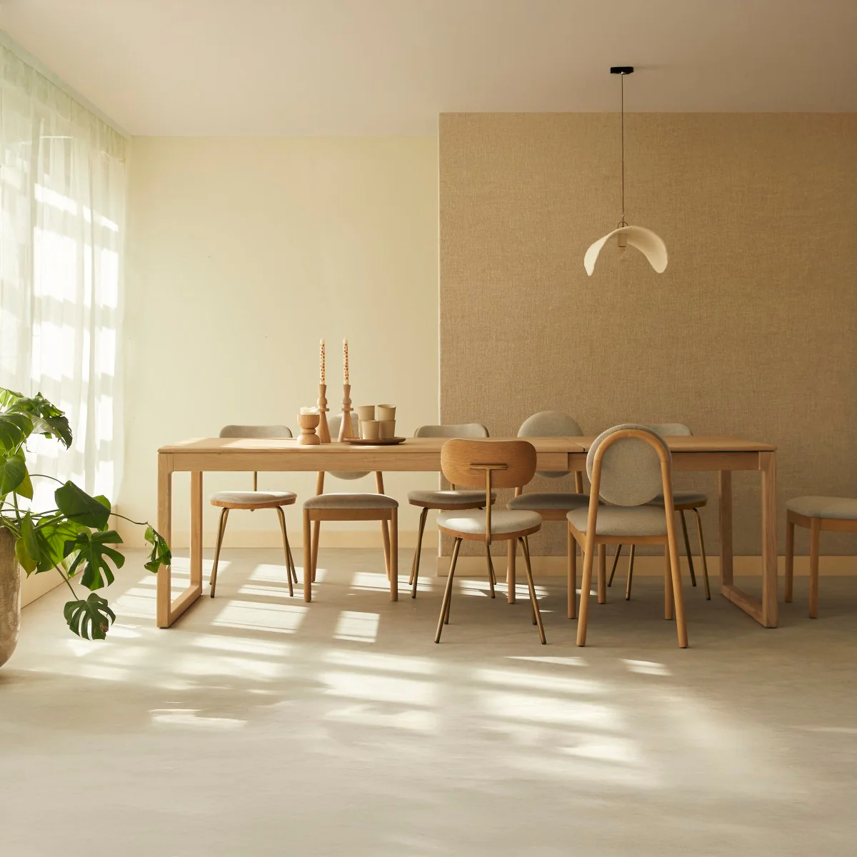 Randers Natural Solid Oak Extending Dining Table - Image 4