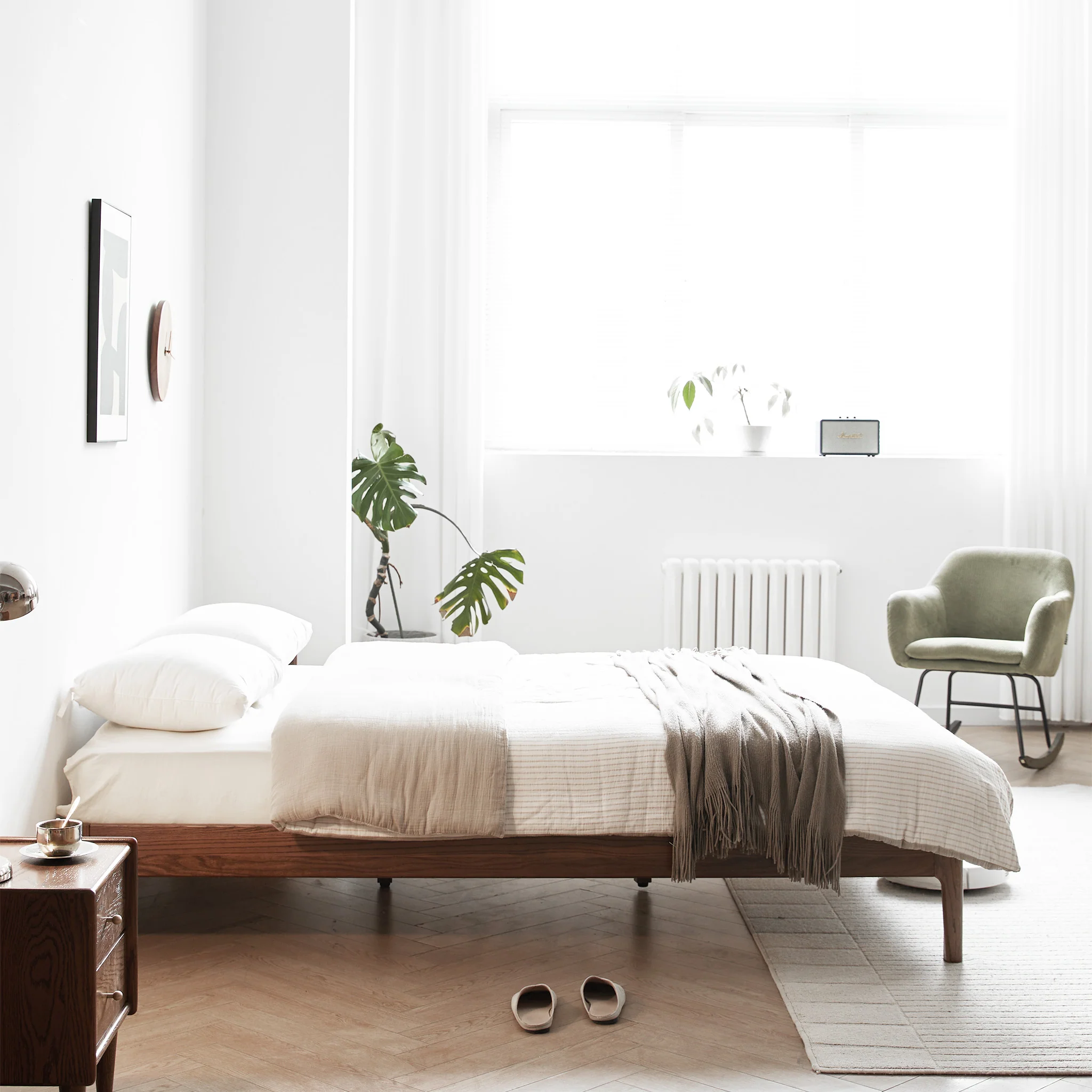 Seattle Solid Oak Platform Bed Frame - Image 10