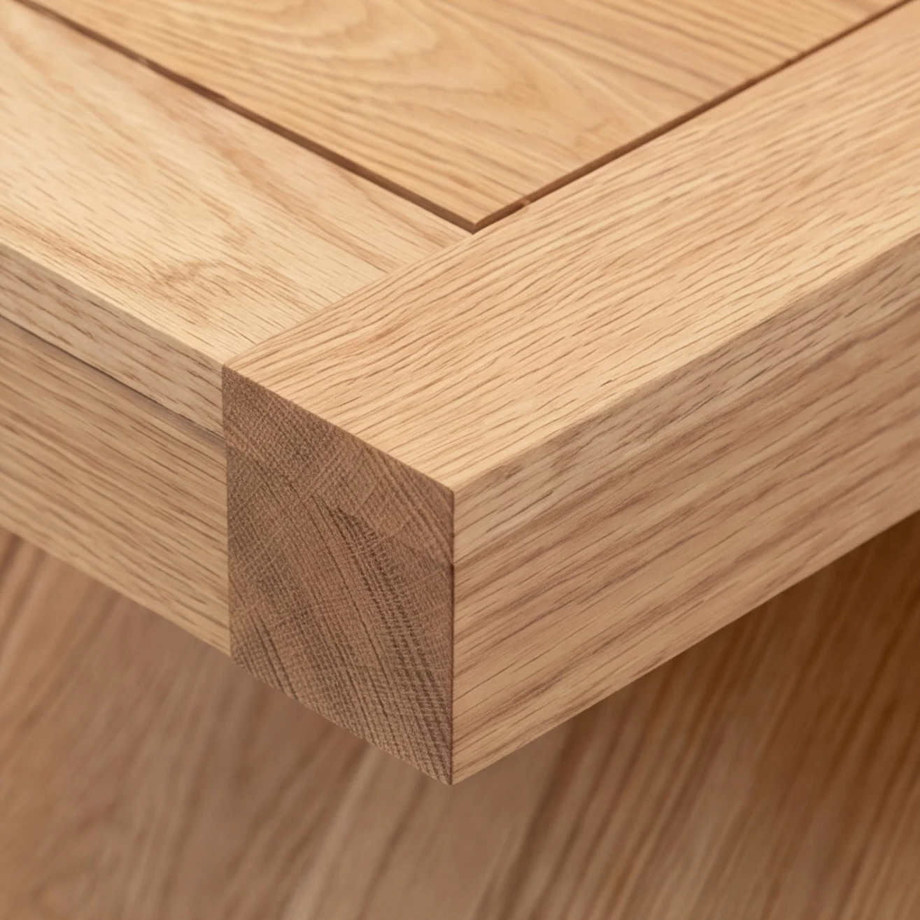 Zetland Natural Solid Oak Lamp Table - Image 9